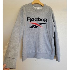 Unisex Reebok size M gray color with graphic at the front